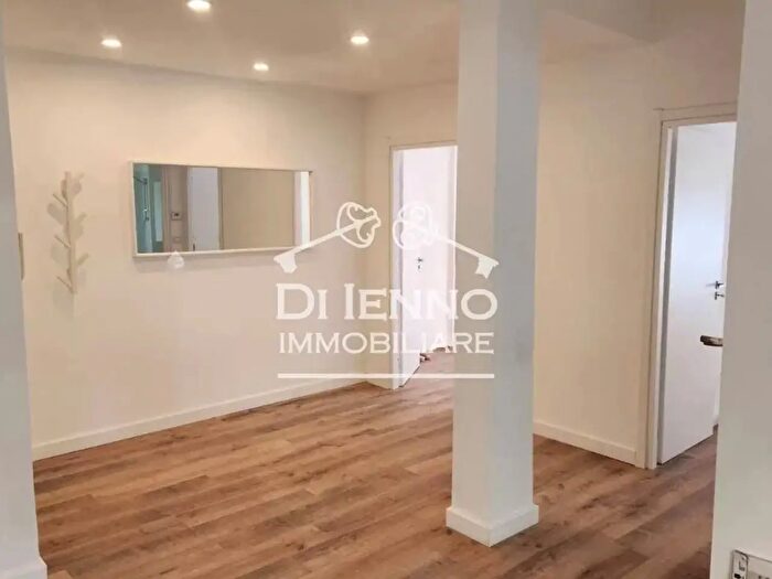 Appartamento trilocale in vendita in Via Cassia, Roma