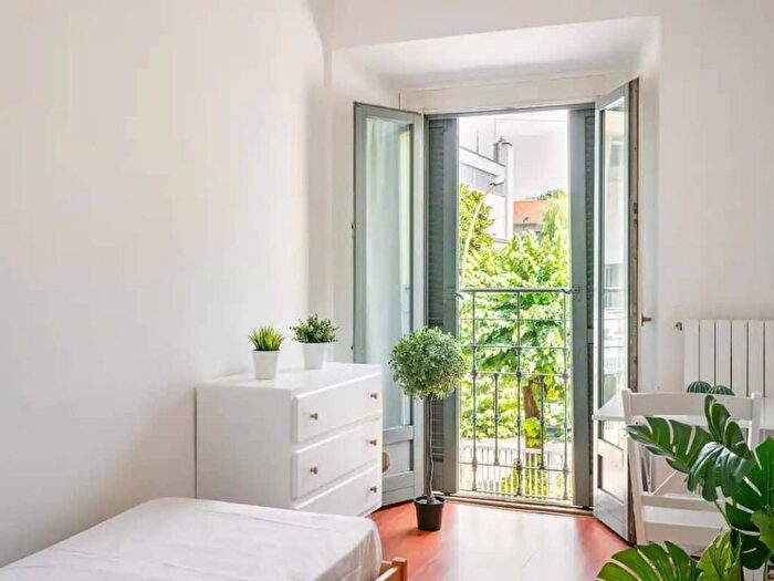 Appartamento bilocale in affitto in Via Antonio Rosmini, Arena, Milano
