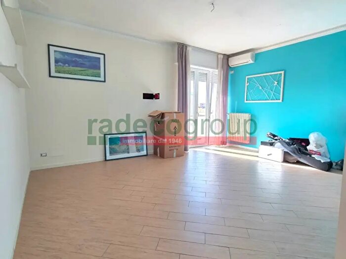 Appartamento con 5 locali in vendita in Via Caduti del Lavoro, Livorno