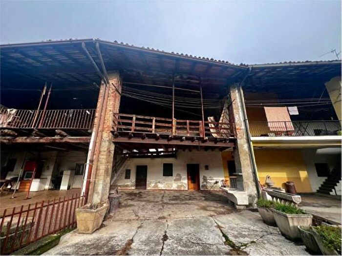 Casa trilocale in vendita in Via Guglielmo Marconi, Romano Di Lombardia