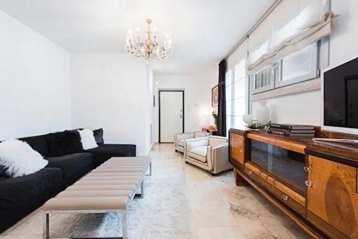 Appartamento trilocale in affitto in Siena