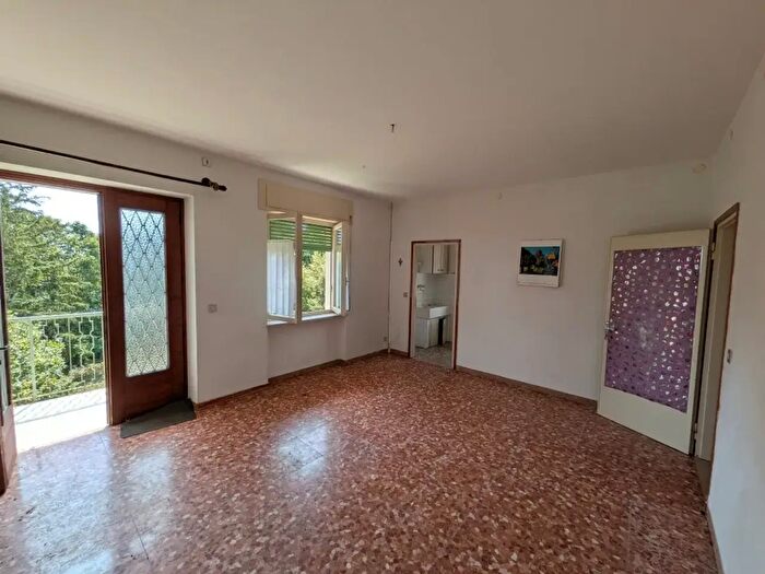 Appartamento trilocale in vendita in Villaggio al Sole, Bosco Chiesanuova