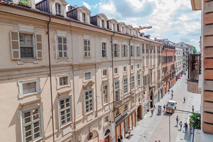 Appartamento bilocale in affitto in Via Luigi Lagrange Torino, Torino