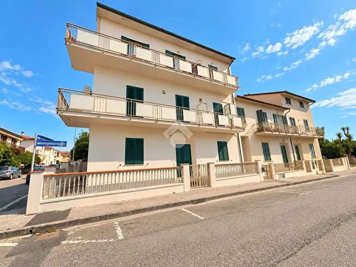 Appartamento bilocale in vendita in Via a Catalani, Rosignano Marittimo