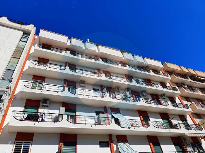 Appartamento trilocale in vendita in Via Grimoaldo degli Alfaraniti, Bari