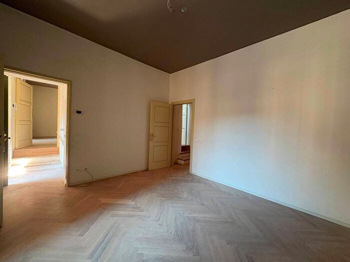 Appartamento quadrilocale in affitto in Corso Magenta, Magenta Arnaldo, Brescia