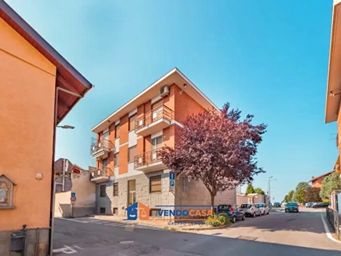 Appartamento trilocale in vendita in Via Stefano Gavuzzi, Vinovo