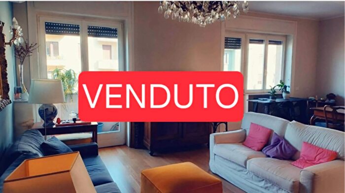 Appartamento quadrilocale in vendita in Milano, Milano