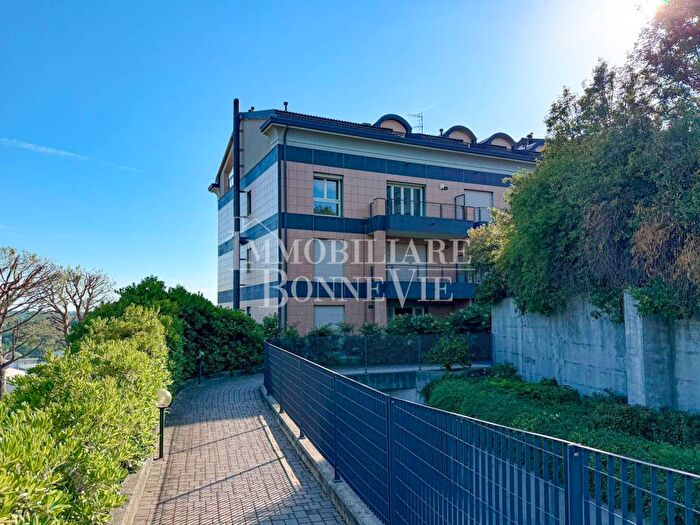 Appartamento bilocale in affitto in Via Luigi Rigamonti, Centro, San Fermo della Battaglia