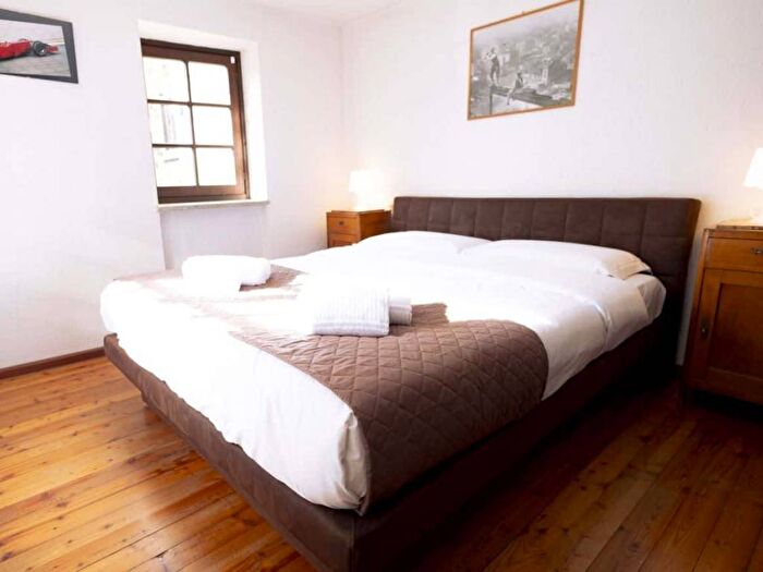 Appartamento trilocale in affitto in Via del Bacino, Centro, Courmayeur