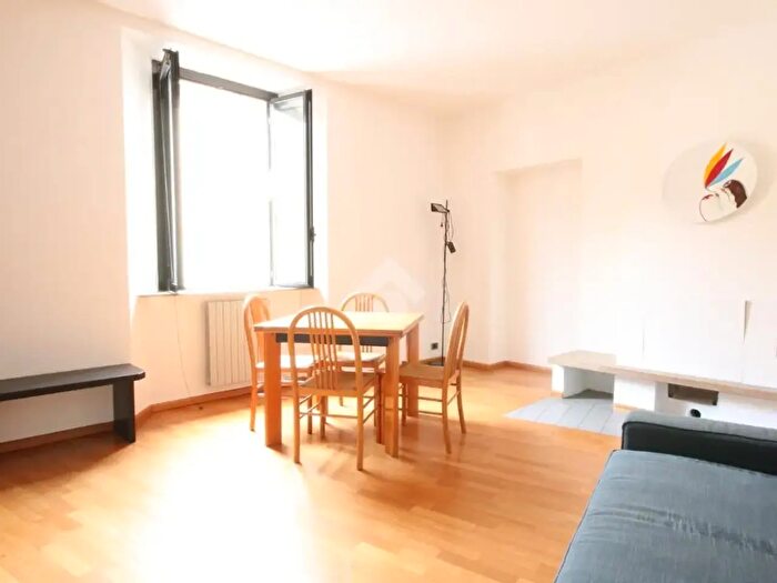 Appartamento bilocale in vendita in Via Magistretti, Como
