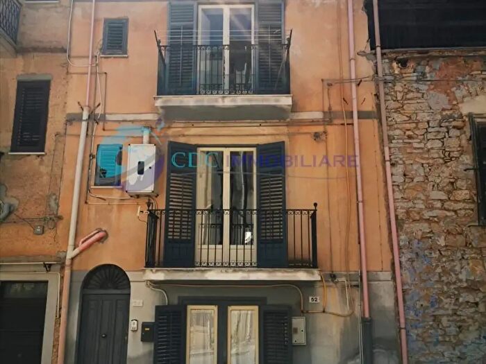 Casa con 5 locali in vendita in Via Galileo, Vicari
