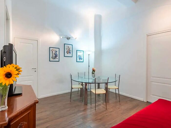 Appartamento monolocale in affitto in Via dei Leoni, Firenze
