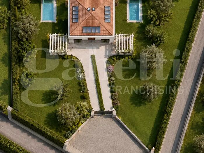 Casa con 5 locali in vendita in Nazionale, Carpi