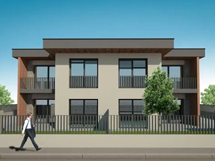 Casa con 5 locali in vendita in Via Alessandro Minuziano, Parma