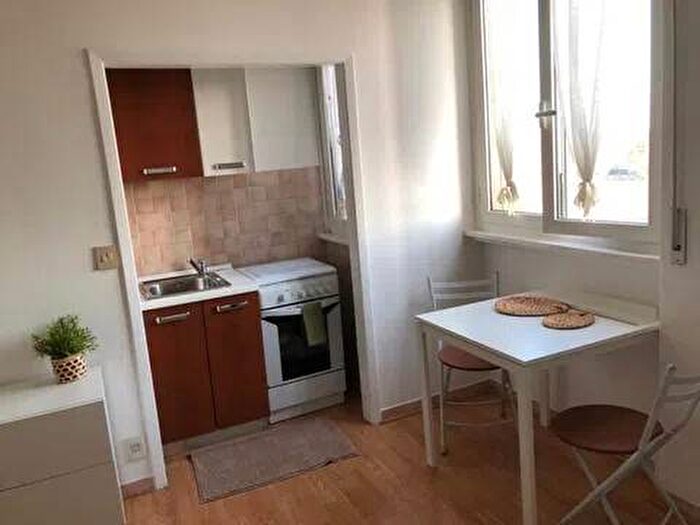 Appartamento monolocale in affitto in Via Adige No Number, Porta Romana Medaglie d'Oro, Milano