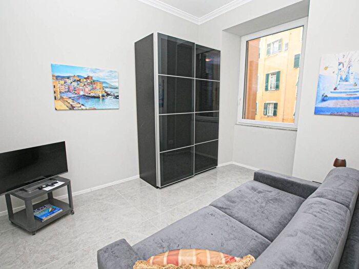 Appartamento bilocale in affitto in Via Assarotti, Centro Città, Genova
