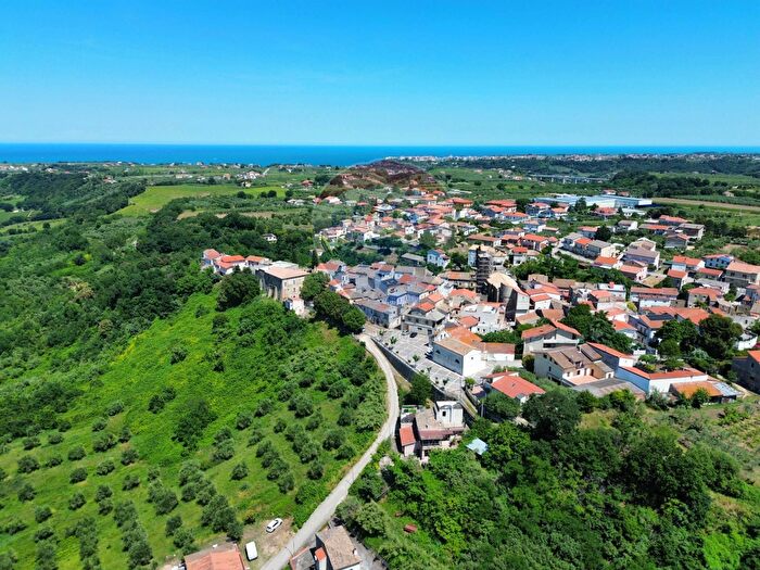 Casa con 5 locali in vendita in Località SantApollinare Via a Moro, San Vito Chietino