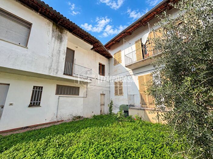 Casa trilocale in vendita in Via Umberto I, Foglizzo