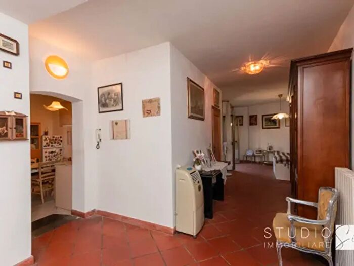 Appartamento quadrilocale in vendita in Via Provinciale Lucchese, Pistoia