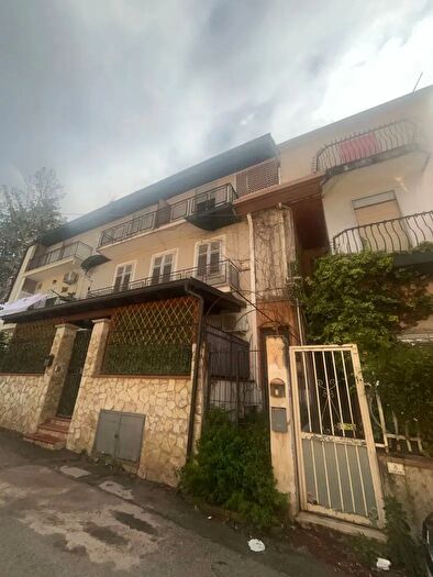 Appartamento trilocale in vendita in Via degli Astronauti, Altofonte