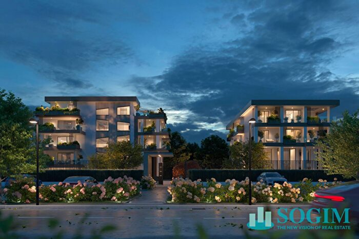 Appartamento trilocale in vendita in Via Micca Snc, Cologno Monzese