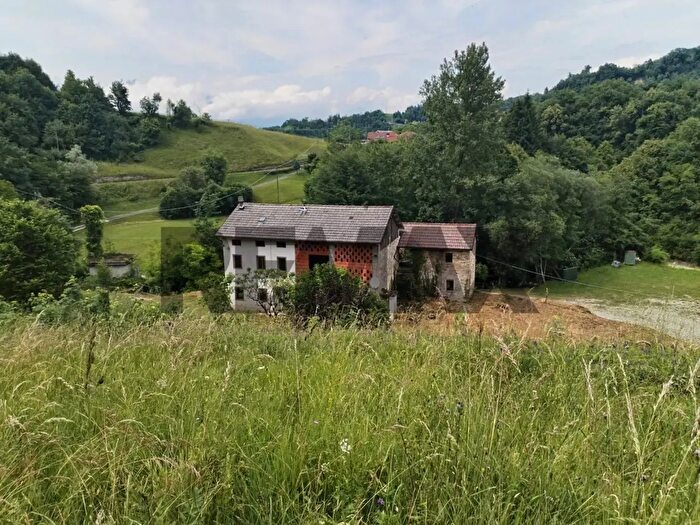 Casa con 6 locali in vendita in Val Maor, Borgo Valbelluna