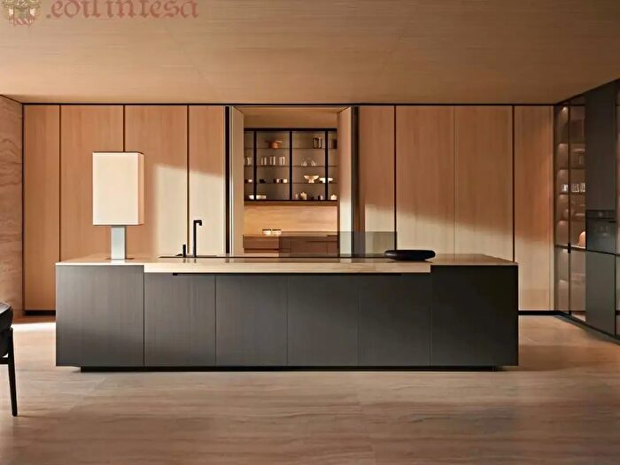 Appartamento con 5 locali in vendita in Via Buonarroti, Monza