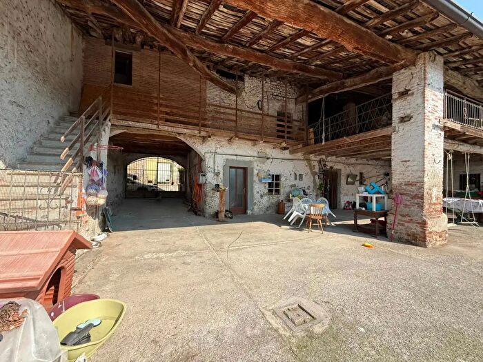 Casa trilocale in vendita in Vicolo Incannatoio, Pontoglio