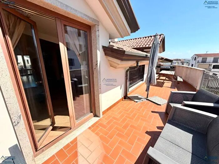 Appartamento con 6 locali in vendita in Via Giorgio Amendola, Parete