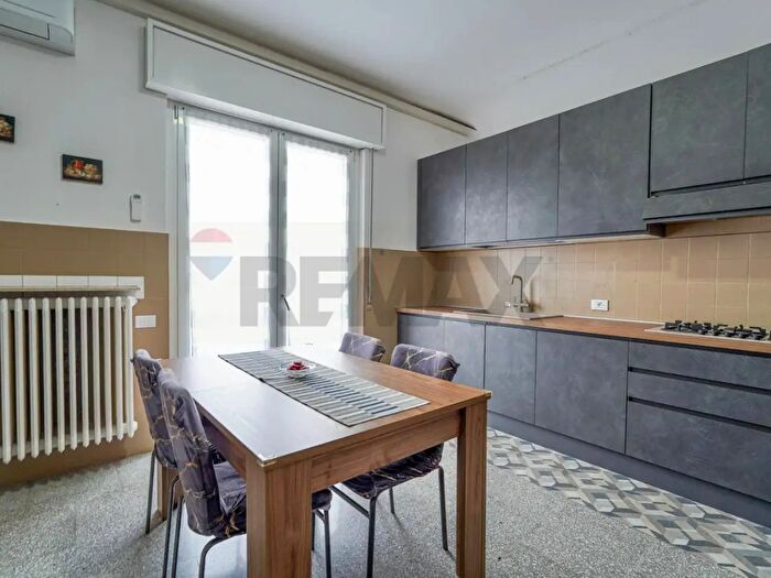 Appartamento quadrilocale in vendita in Sotto Il Monte Giovanni Xxiii