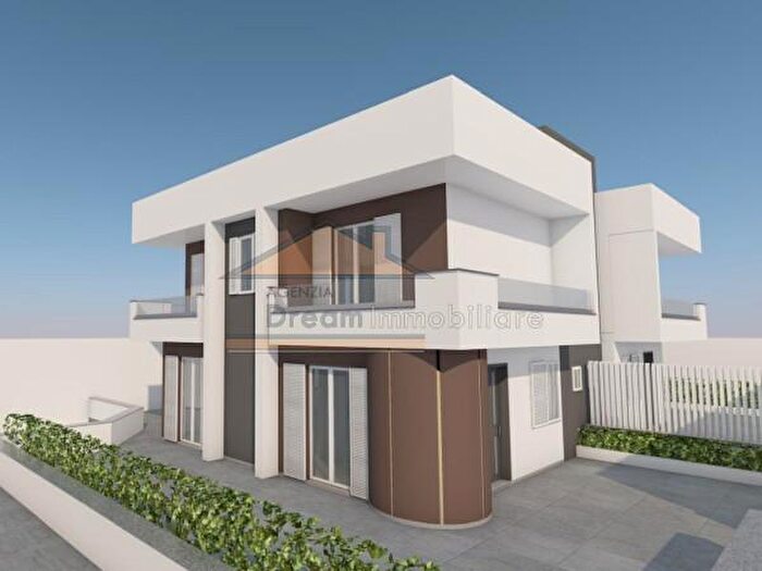 Casa quadrilocale in vendita in Via Roma, Melito Di Napoli