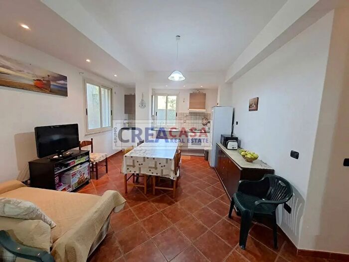 Appartamento con 5 locali in vendita in Via Pancrazio De Pasquale, Giardini Naxos