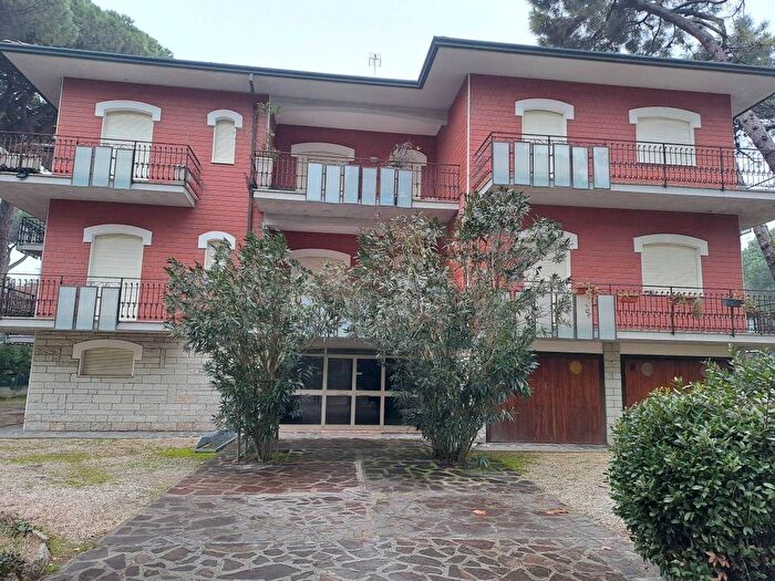 Appartamento trilocale in affitto in Traversa Dodicesima Pineta, Milano Marittima, Cervia