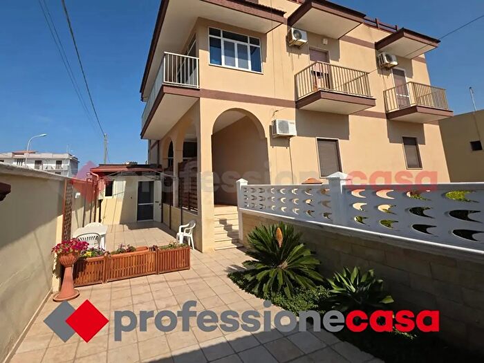 Casa con 5 locali in vendita in Via Luigi Vanvitelli, Taranto