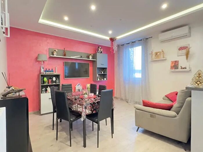 Appartamento bilocale in vendita in Via Falanto, Taranto