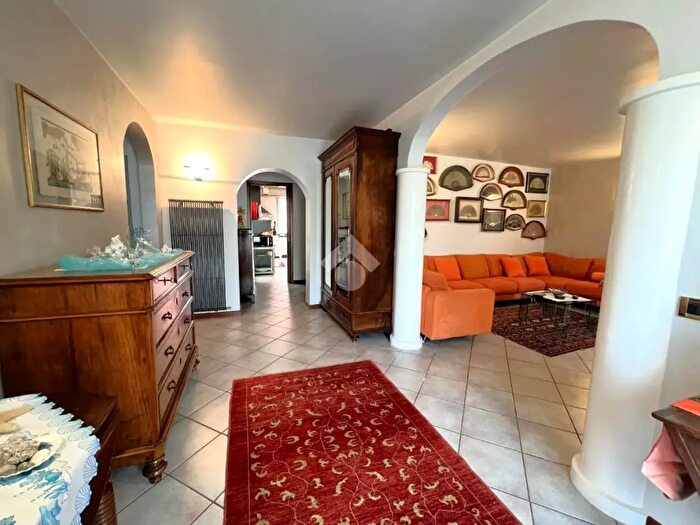 Casa con 6 locali in vendita in Via Bibano, Treviso