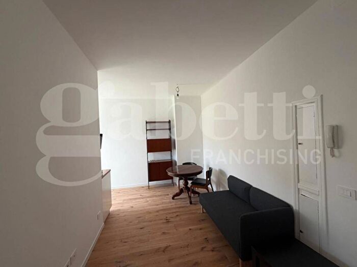 Appartamento bilocale in affitto in Via Vincenzo Foppa, Dezza, Milano