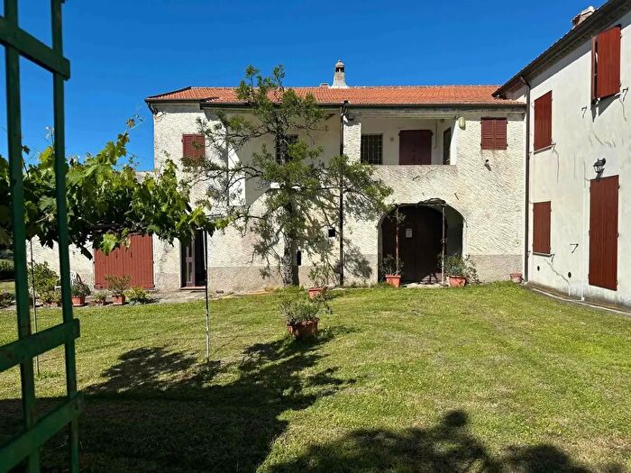 Appartamento con 6 locali in vendita in Ancona