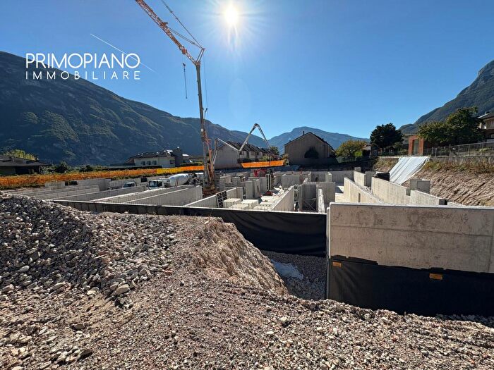 Appartamento trilocale in vendita in Via del Porto, Aldeno