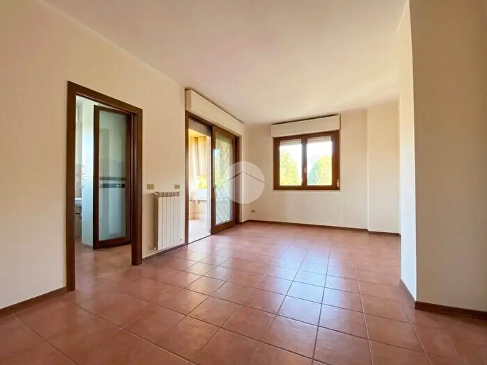 Appartamento bilocale in vendita in Via del Pianeta Terra, Roma