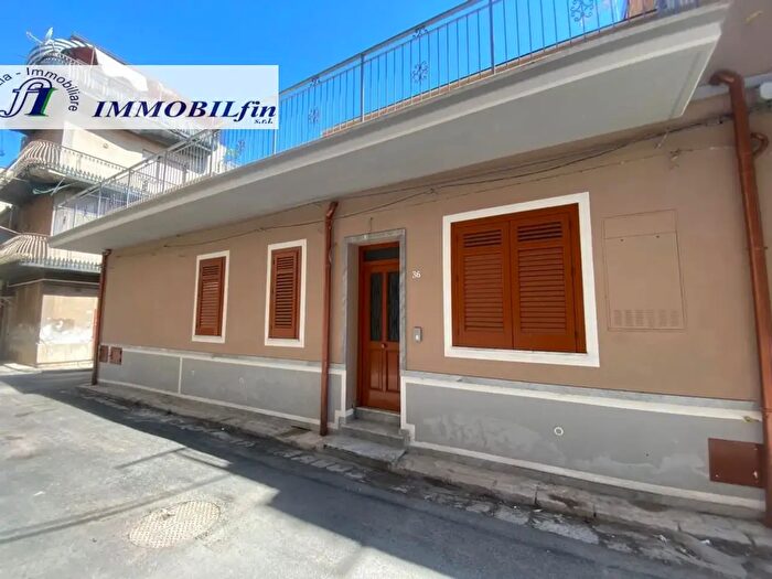 Casa con 5 locali in vendita in Viale Europa, Villabate