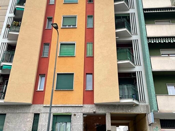 Appartamento monolocale in affitto in Viale Romolo, Navigli Darsena, Milano