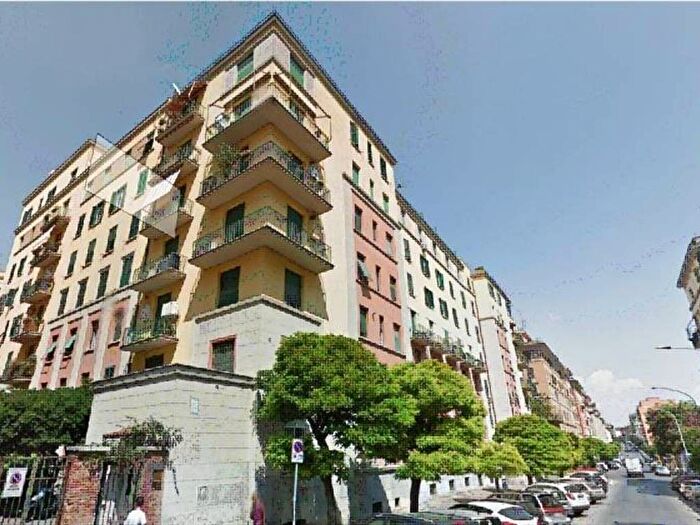 Appartamento bilocale in affitto in Via Etruria, Re di Roma, Roma