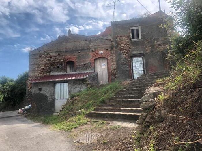 Casa con 5 locali in vendita in Scalinata Chiesa, Barcellona Pozzo Di Gotto