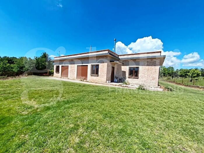 Casa con 5 locali in vendita in Contrada Quaglieri Snc, Teano
