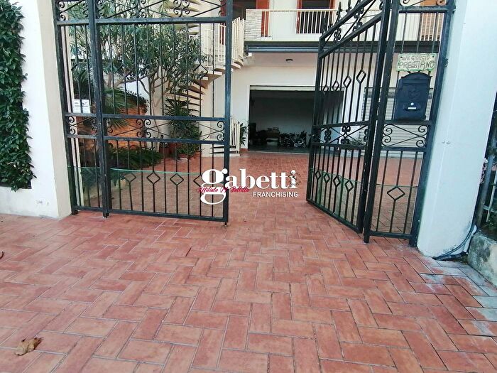 Appartamento trilocale in vendita in Contrada Scafa Bassa, Capo DOrlando