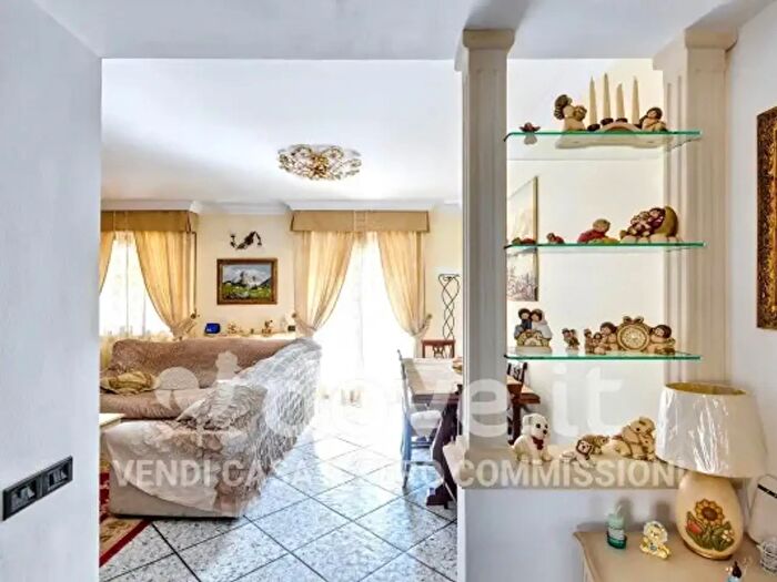 Casa con 5 locali in vendita in Via Eugenio Montale, Castelletto Sopra Ticino