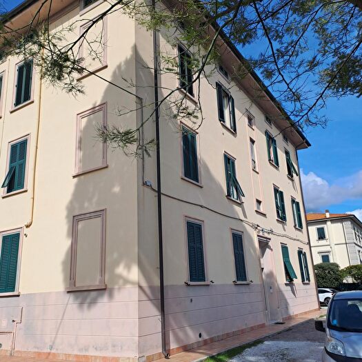 Appartamento quadrilocale in vendita in Cecina