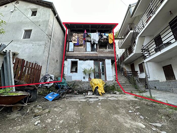 Casa trilocale in vendita in Borgata Ughettera, Giaveno